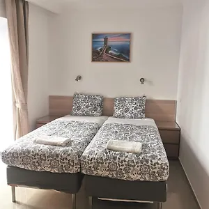 Pensión City Inn
