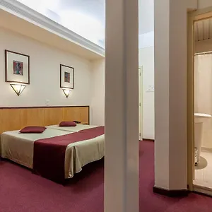 2* Guest house Residencial Horizonte