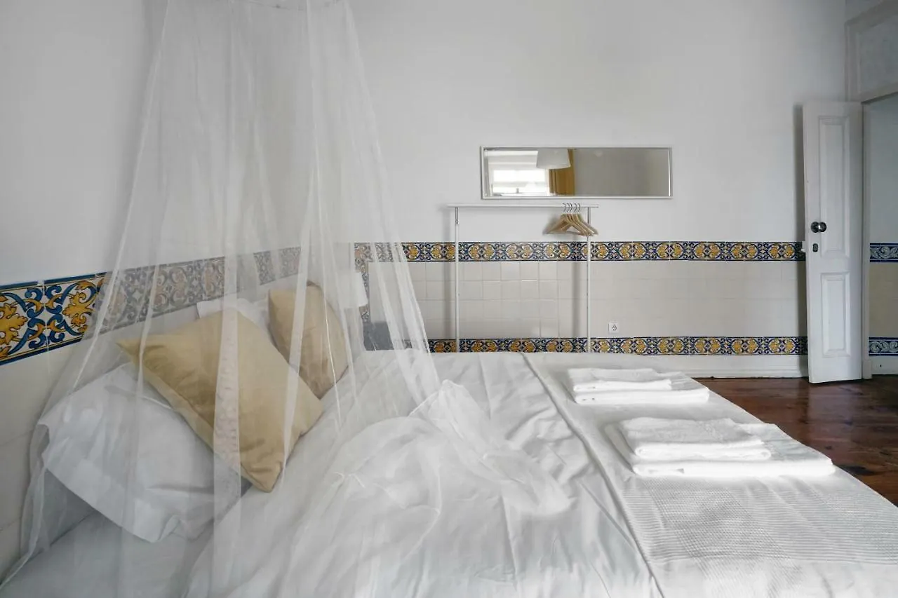 1924 Bed & Breakfast Lisbon